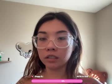 cam girl mikahrawlive image #4039672