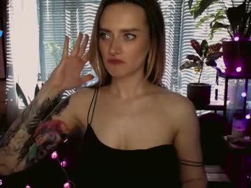cam girl _yvie_ image #1945385
