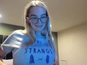 cam girl mariah95 image #354937