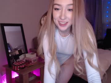 cam girl gudeeetama image #240252