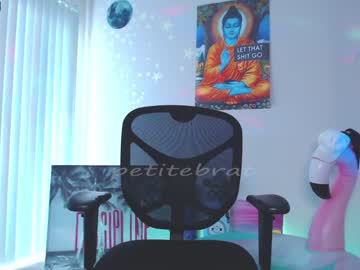 cam girl petitebrat image #1171280