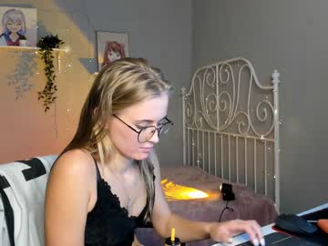 cam girl linellali image #2478557