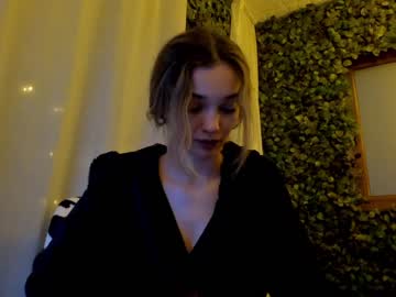 cam girl sassyt33n image #3036193