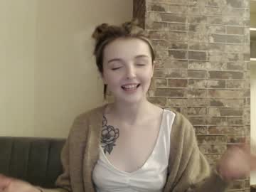 cam girl lucydelovely image #3555312