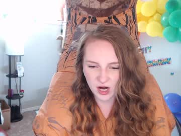 cam girl skyewatson image #2536332