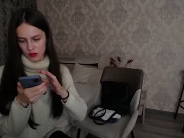bella_nesty cam