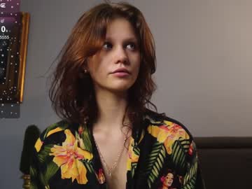 cam girl darellefountain image #4008637