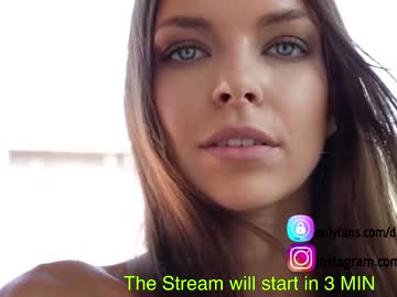 cam girl diana_smiley image #485411