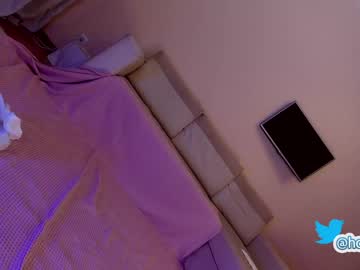 cam girl hollyextra image #2994319
