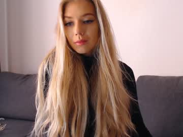 cam girl pervyblonde image #1225737