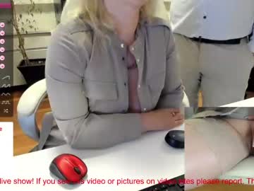 cam couple milf_viktoria image #2993474