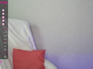 cam girl yourvirusqueen_ image #2215397