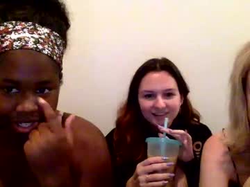 cam girl chloelunna image #25153