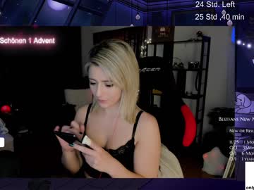 cam girl kimilee22 image #3174366