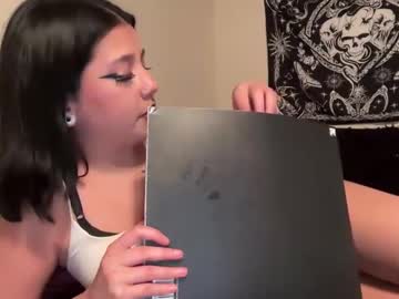 cam girl autumn_martinezz image #4021555