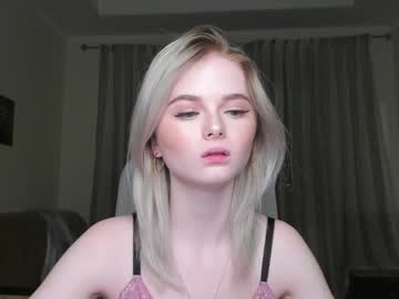 cam girl yuppiyulia image #223658