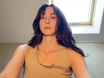 cam girl aevra image #3996010