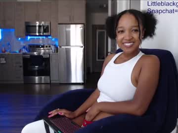 cam girl littleblackgal4u image #122532