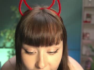 cam girl ella_knockers_xl image #1491086