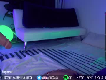 cam girl lunaqueeeen image #2730636