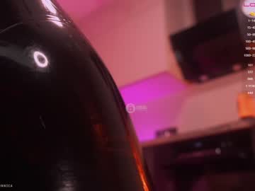 cam girl bronnica image #1106765