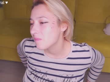 cam girl aveksmr image #503948
