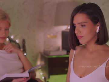 cam girl _2strangers image #2286233