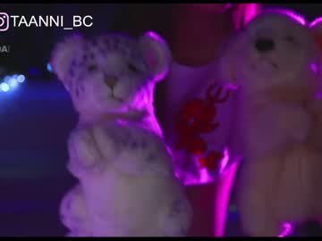 cam girl taanni_bc image #2124394