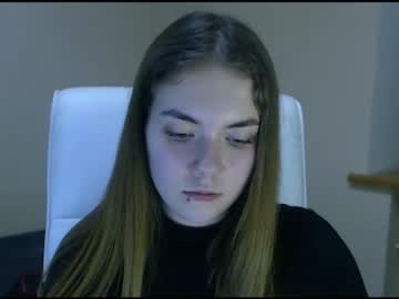 zoey_deuttch cam