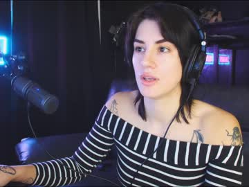 cam girl aynmarie image #2943762