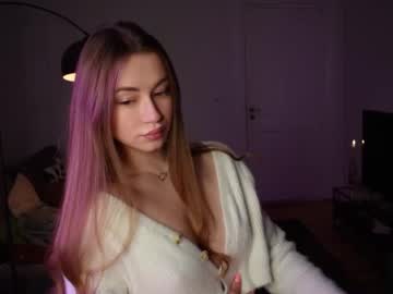 cam girl strawberryjamx image #3146417