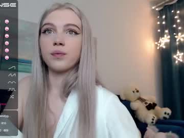 cam girl small_blondee image #1315358