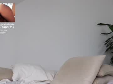 cam girl miiiawallace image #2375387