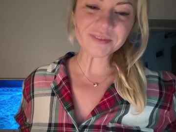 cam girl kiradivine image #2807927