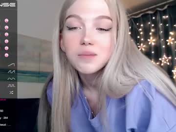 cam girl small_blondee image #1379664