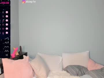cam girl b0rn_t0_p0rn image #1242071