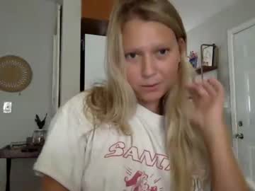 cam girl ladybluereads image #2154957