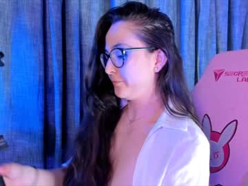 cam girl littlee33 image #2729158
