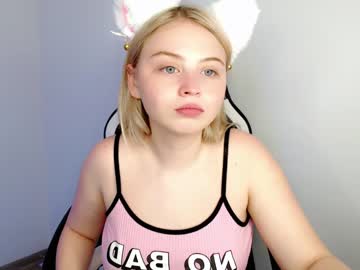 cam girl shy_blondiee image #3676190