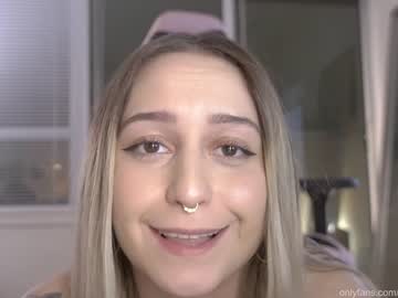 cam girl petite_fuck image #3485489