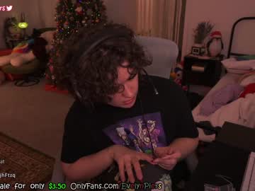 cam girl evelynpiers image #3284857
