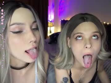 cam couple dirty_bunnies69 image #3973377