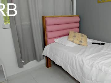 cam girl roberta_lipa image #2349176