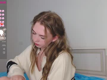 cam girl small_blondee image #3088140