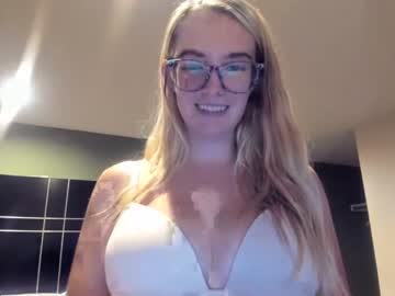 cam girl mariah95 image #205156
