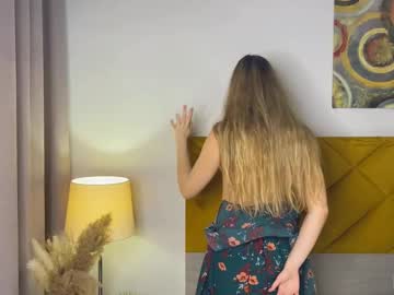 cam girl lornahames image #4038947