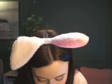cam girl ella_knockers_xl image #1225556