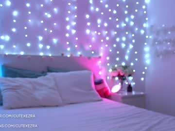 cam girl ezra image #2601113