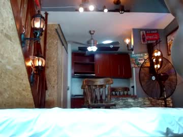 cam man cloverxl image #3931132