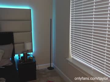 cam girl taylor_love_303 image #1207799